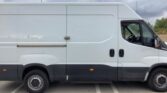 Iveco Daily 3.0 CNG HKa 35 S V Radstand 3520 2022m. Benzinas/Dujos Pusiau-automatinė