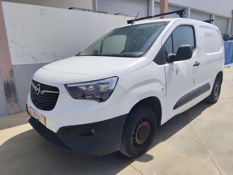 Opel Combo 1.5 CDTI Express 2021m. Dyzelinas Mechaninė