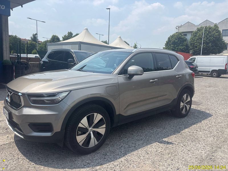 Volvo XC40 1.5 T5 Recharge Plug-in Hybrid Core 2WD 2022m. Benzinas/Elektra Automatinė