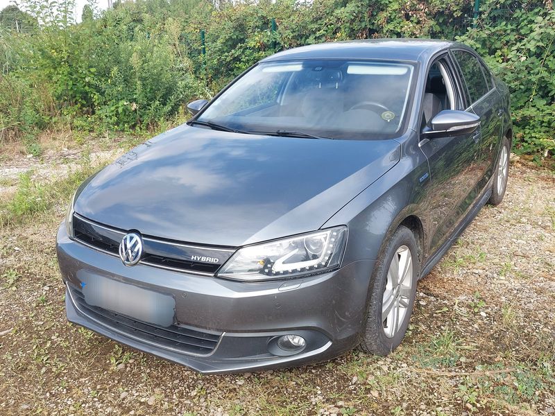 Volkswagen Jetta 1.4 TSI Hybrid Comfortline 2014m. Benzinas/Elektra Automatinė