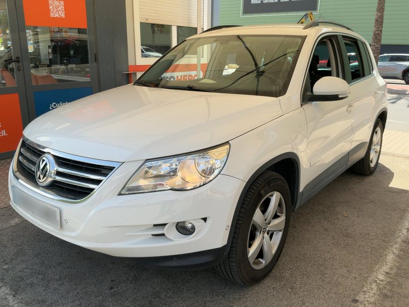 Volkswagen Tiguan 2.0 TDI Country 2010m. Dyzelinas Automatinė