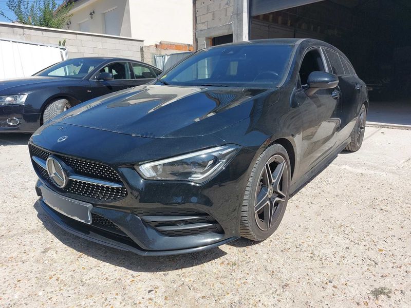 Mercedes-Benz CLA-Klasse CLA 200 d Shooting Brake AMG Line 2024m. Dyzelinas Automatinė