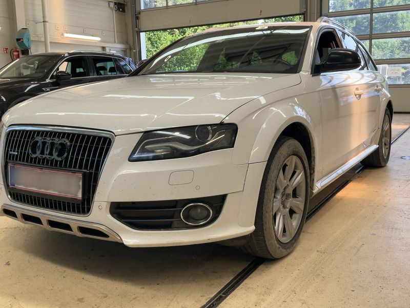 Audi A4 Allroad 2.0 TDI 2010m. Dyzelinas Mechaninė