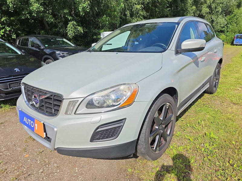 Volvo XC60 2.4 D5 Summum AWD 2011m. Dyzelinas Automatinė