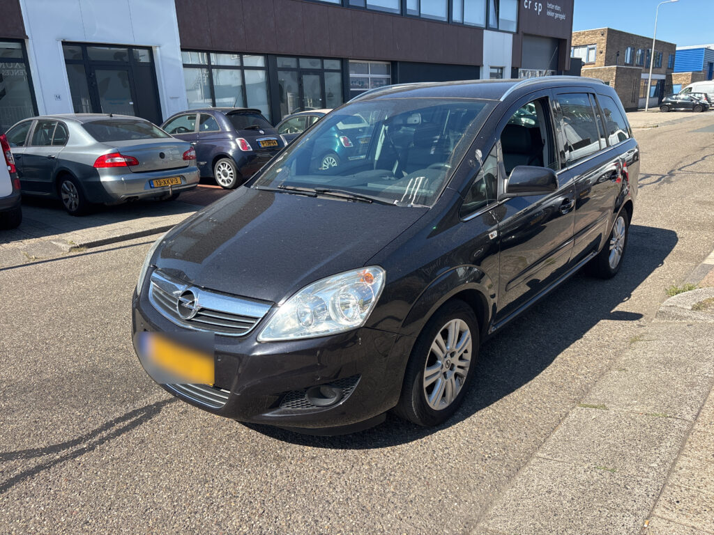 Opel Zafira 1.8 Innovation 2011m. Benzinas Mechaninė