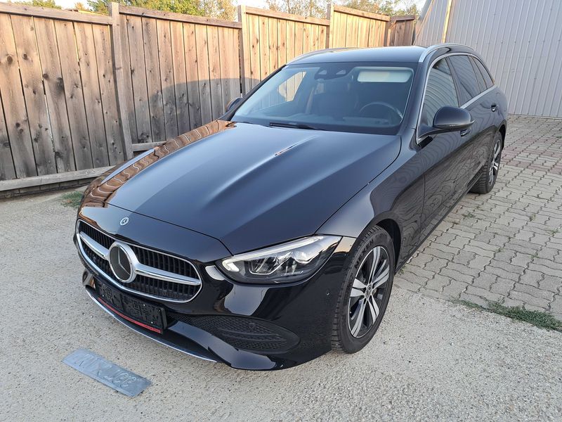 Mercedes-Benz C-Klasse C 300 de T 2023m. Benzinas/Elektra Automatinė