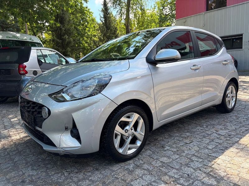 Hyundai i10 1.0 Trend 2022m. Benzinas Mechaninė