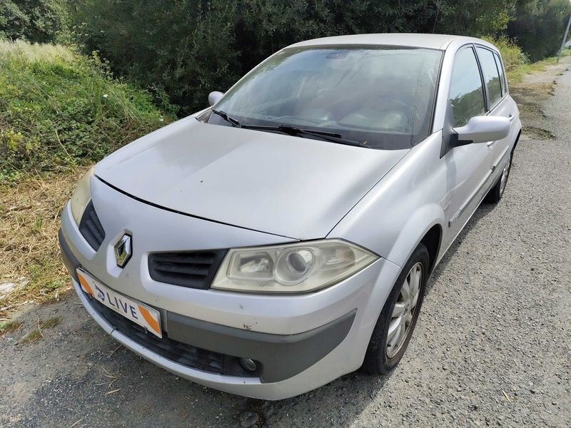 Renault Megane 1.5 dCi Dynamique Confort 2006m. Dyzelinas Mechaninė