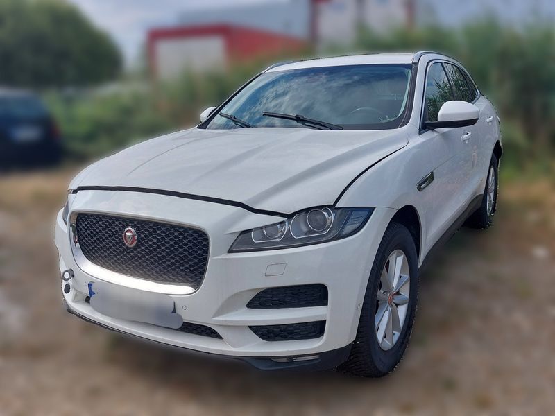 Jaguar F-Pace 20d Portfolio AWD 2017m. Dyzelinas Pusiau-automatinė