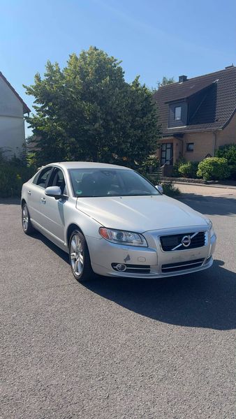Volvo S80 2.0 T5 Momentum 2012m. Benzinas Mechaninė