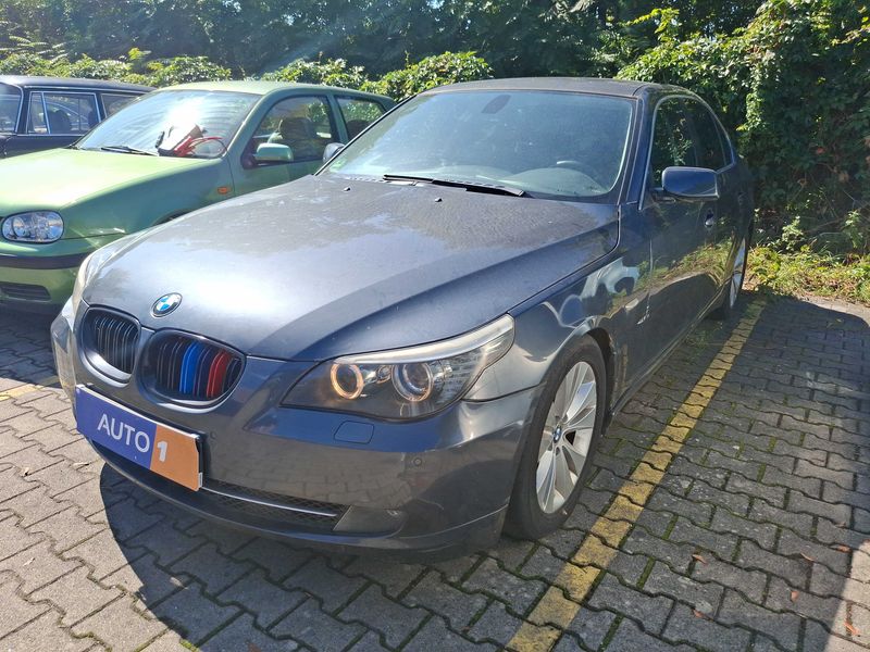 BMW 5er 523i 2007m. Benzinas Automatinė