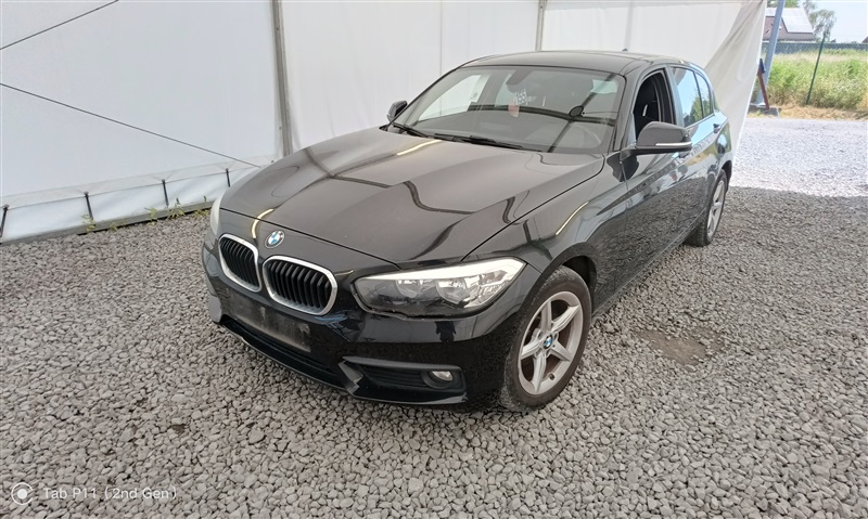 BMW 1er 116i Advantage 2015m. Benzinas Mechaninė