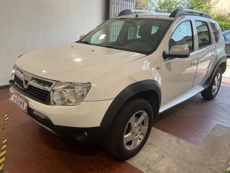 Dacia Duster 1.6 Laureate 4x2 2011m. Benzinas Mechaninė
