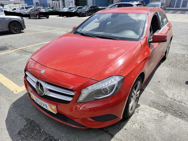 Mercedes-Benz A-Klasse A 180 CDI BlueEfficiency Urban 2014m. Dyzelinas Mechaninė