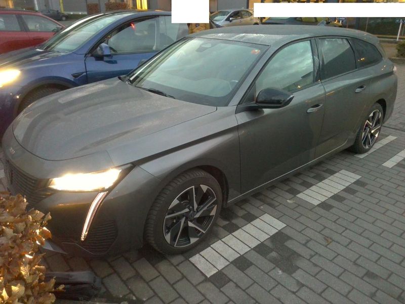 Peugeot 308 1.2 PureTech Allure Pack 2023m. Benzinas Automatinė