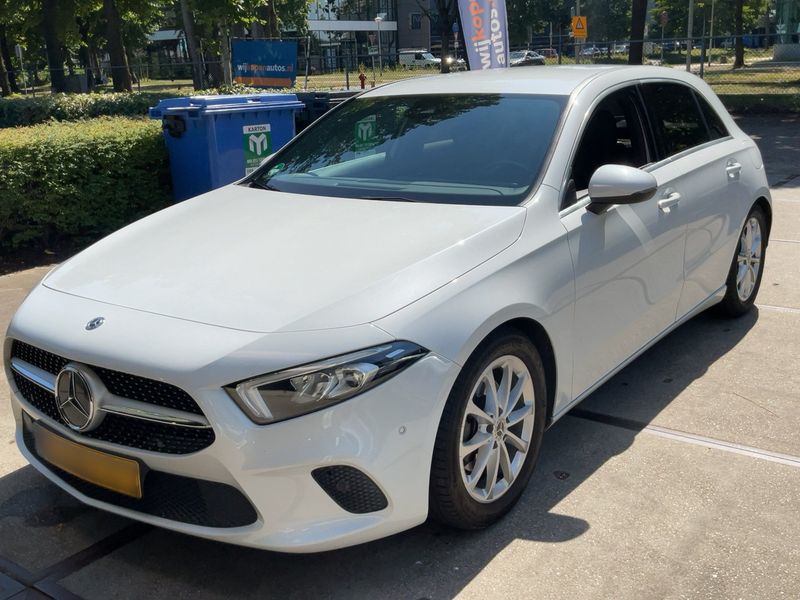 Mercedes-Benz A-Klasse A 200 2018m. Benzinas Automatinė