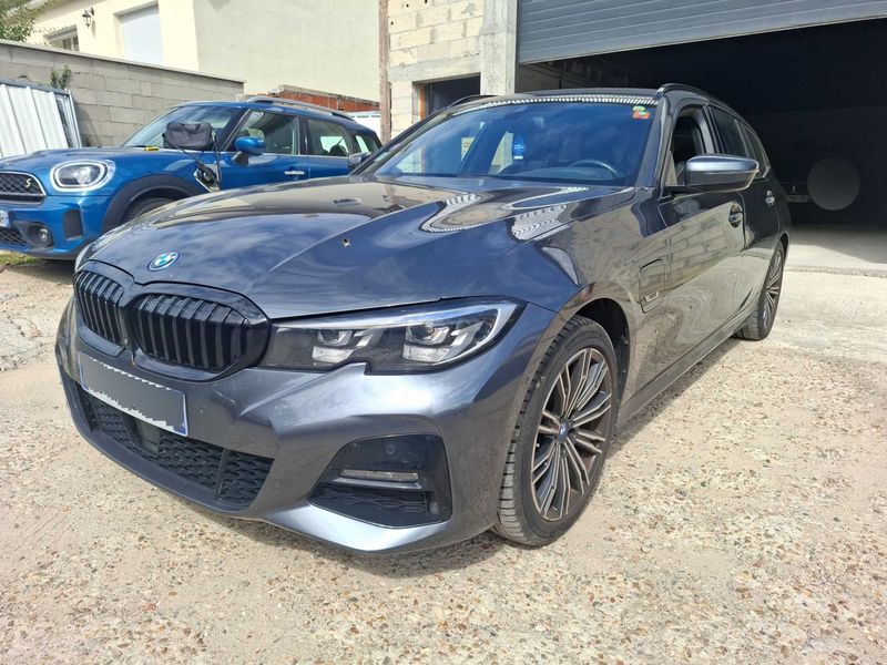 BMW 3er 320e M Sport 2022m. Benzinas/Elektra Automatinė