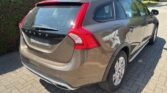 Volvo V60 Cross Country 2.0 D3 Momentum 2015m. Dyzelinas Mechaninė