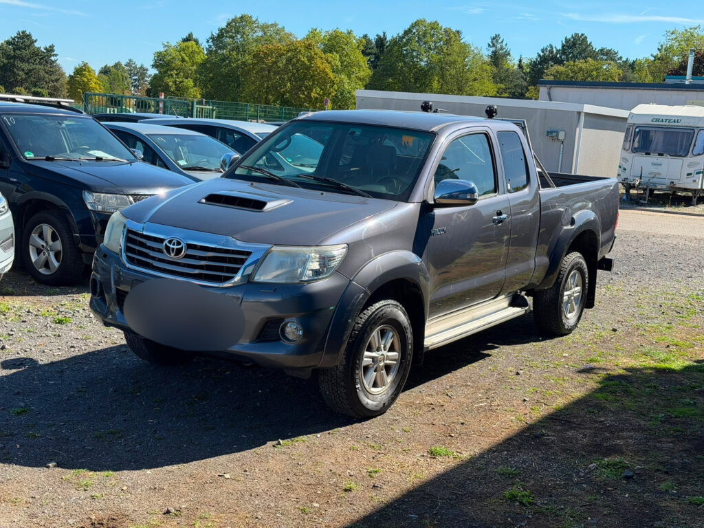 Toyota Hilux 2.5 Turbodiesel Extra Cab Life 4x4 2011m. Dyzelinas Mechaninė