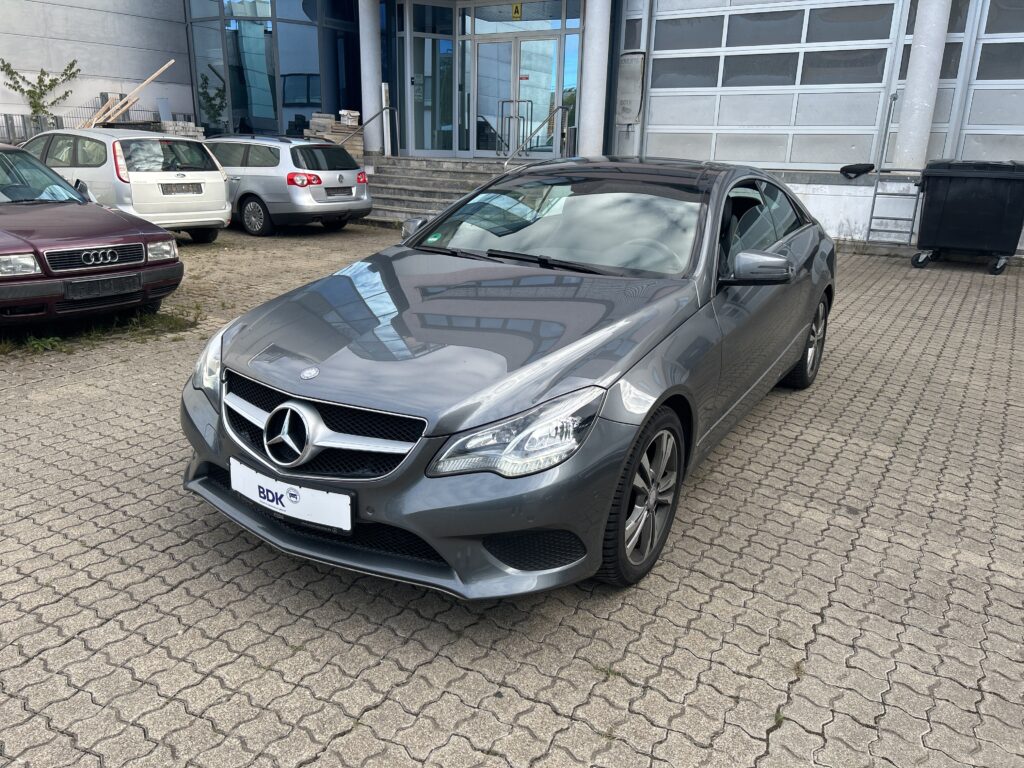 Mercedes-Benz E-Klasse E 200 CGI 2016m. Benzinas Automatinė