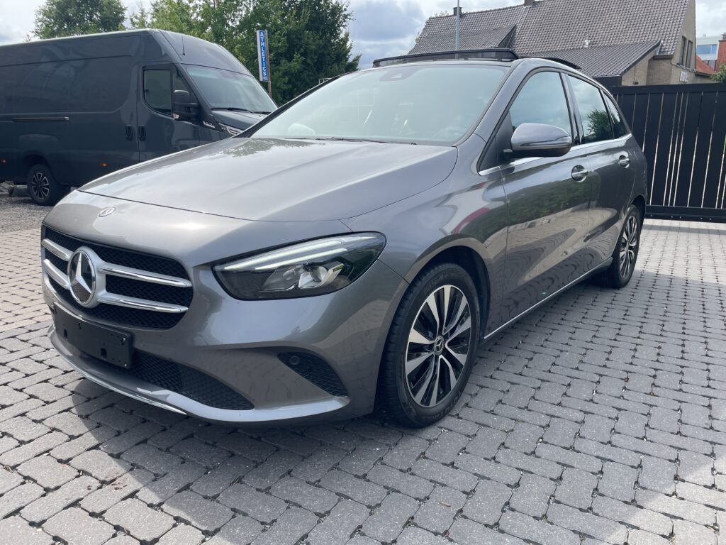 Mercedes-Benz B-Klasse B 250e Style 2022m. Benzinas/Elektra Automatinė