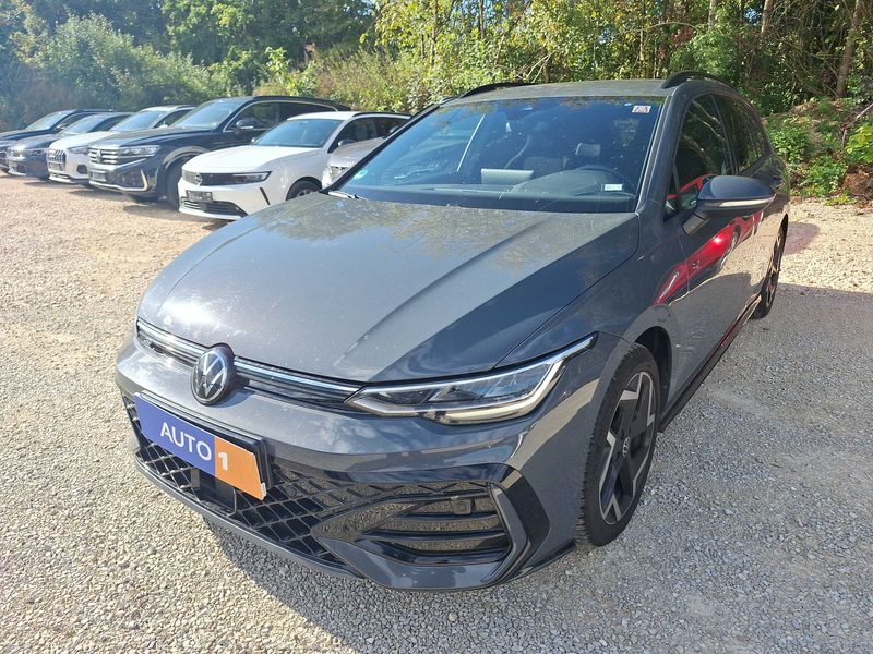 Volkswagen Golf VIII 1.5 TSI R-Line 2025m. Benzinas Mechaninė