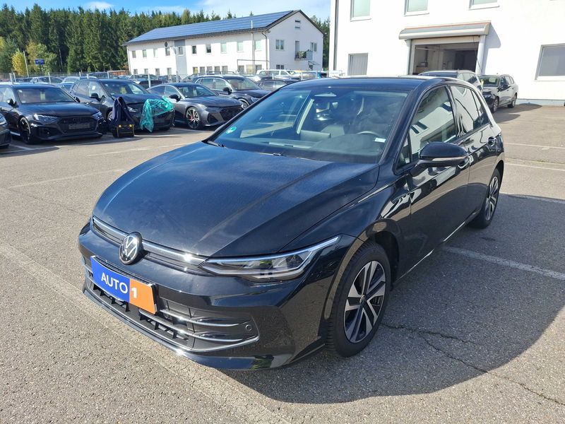 Volkswagen Golf VIII 1.5 eTSI Energy 2025m. Benzinas Automatinė