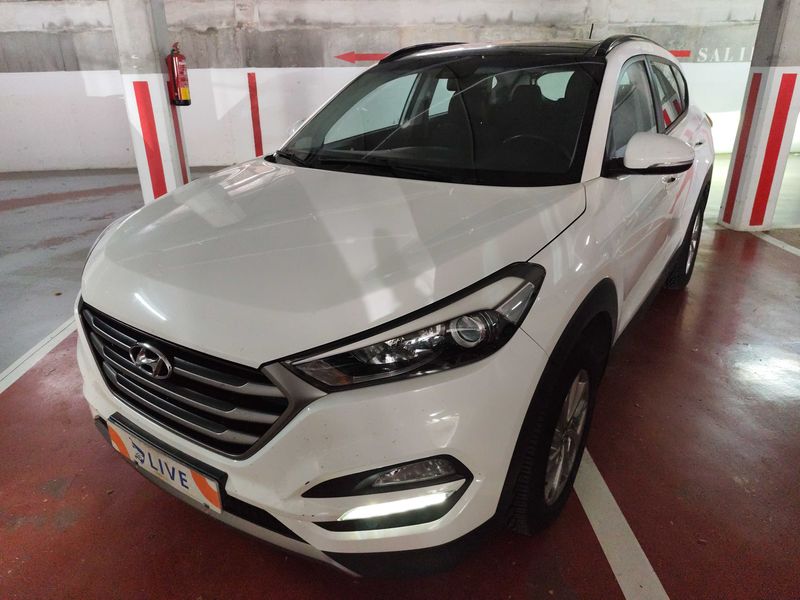 Hyundai Tucson 1.7 CRDi Essence BlueDrive 2WD 2016m. Dyzelinas Mechaninė