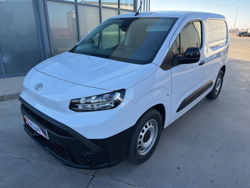 Toyota ProAce City electric drive 100 kW Van L1 GX 2025m. Elektra Automatinė