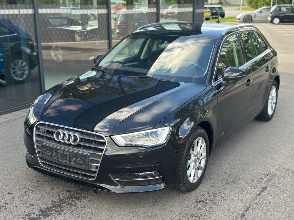 Audi A3 Sportback 1.6 TDI Ambiente 2016m. Dyzelinas Automatinė