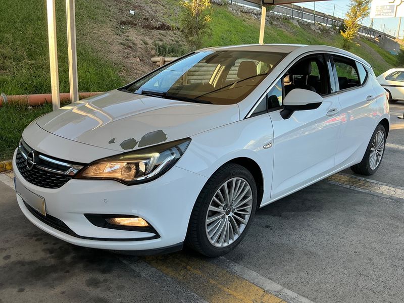 Opel Astra 1.6 CDTI DPF Excellence 2016m. Dyzelinas Mechaninė
