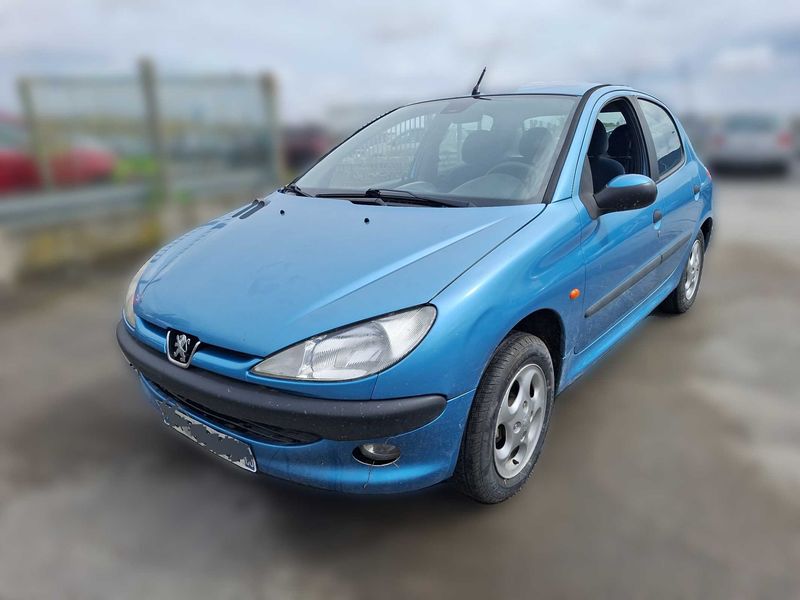 Peugeot 206 1.6 XT 1999m. Benzinas Mechaninė