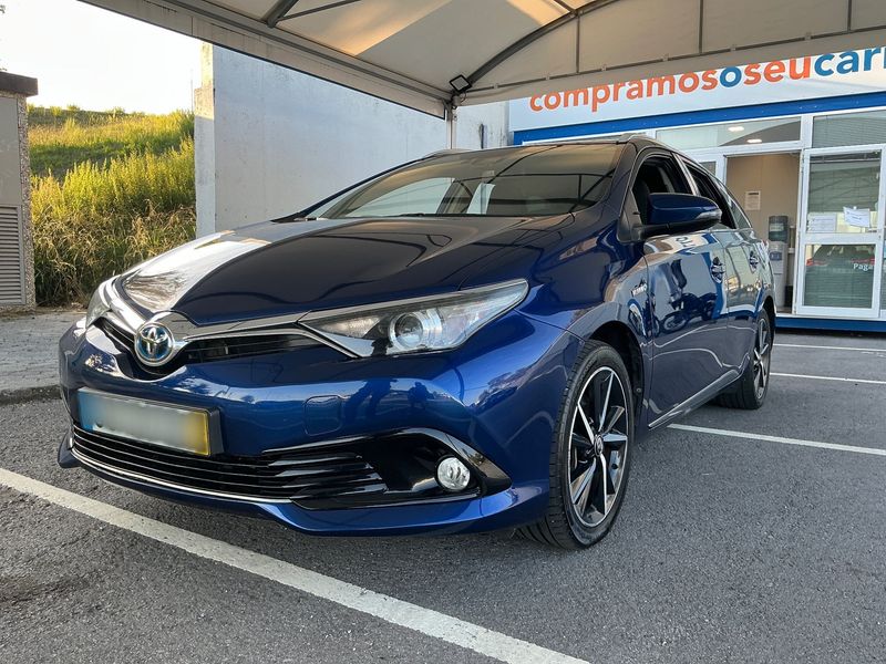 Toyota Auris Touring Sports 1.8 Hybrid Collection 2017m. Benzinas/Elektra Automatinė