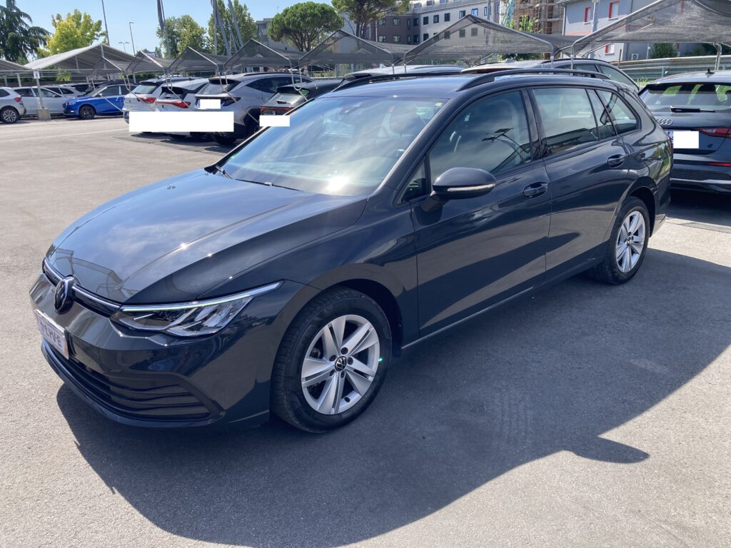Volkswagen Golf VIII 2.0 TDI Life 2022m. Dyzelinas Mechaninė