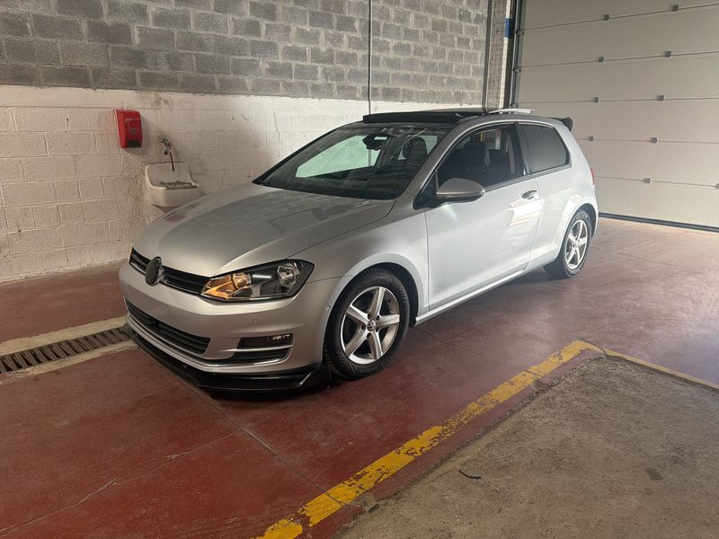 Volkswagen Golf VII 1.4 TSI Highline BlueMotion Tech 2014m. Benzinas Mechaninė