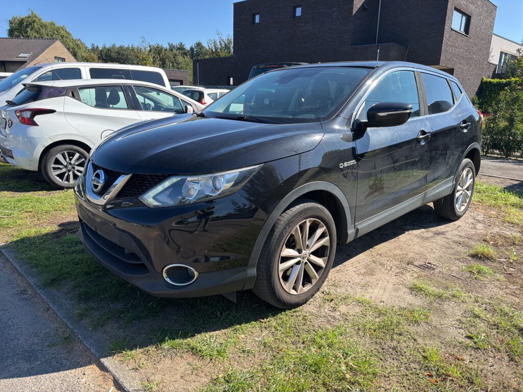 Nissan Qashqai 1.2 360 2014m. Benzinas Mechaninė