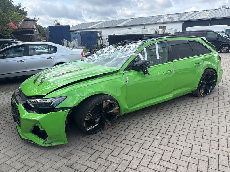 Audi RS 6 4.0 TFSI Mild-Hybrid quattro 2023m. Benzinas Automatinė