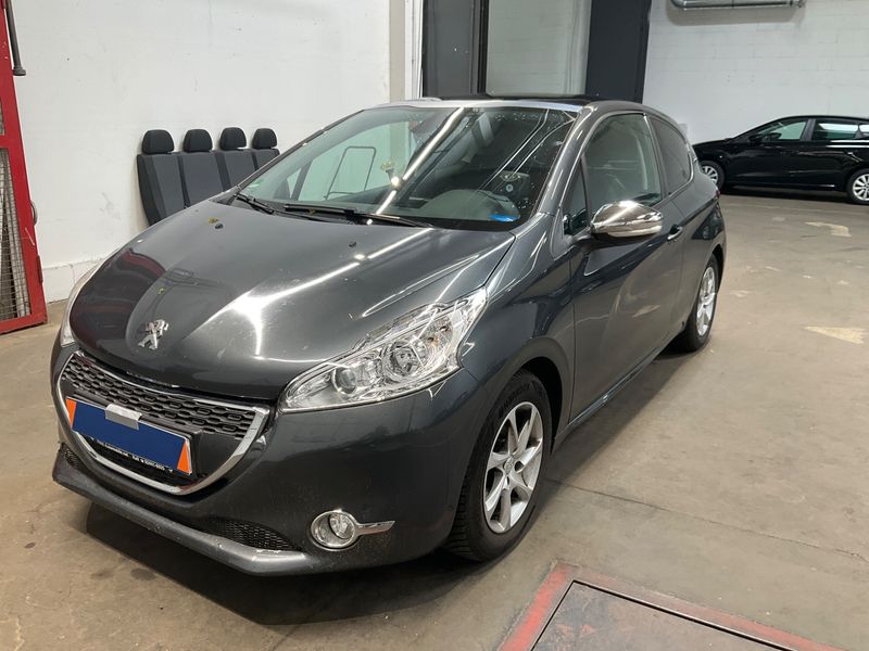 Peugeot 208 1.2 e-VTi Style 2015m. Benzinas Mechaninė