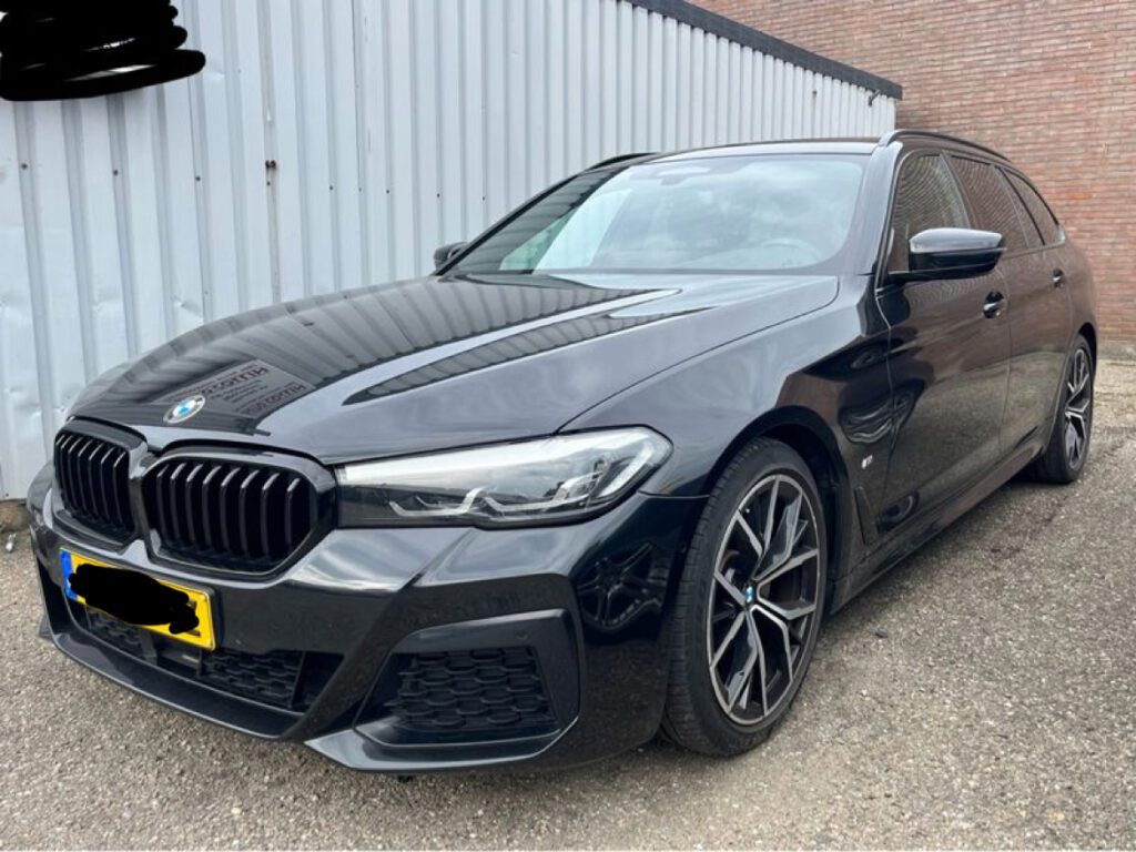 BMW 5er 520d Mild-Hybrid M Sport 2021m. Dyzelinas Automatinė