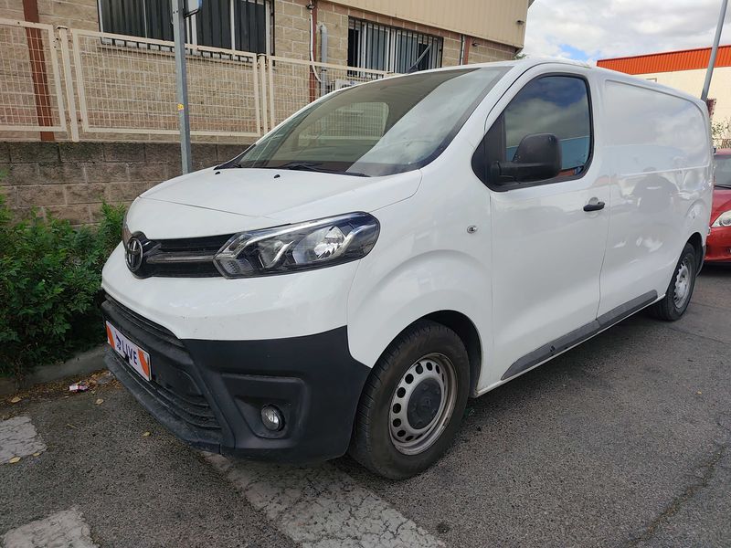 Toyota ProAce 1.5 D-4D Compact Business 2022m. Dyzelinas Mechaninė