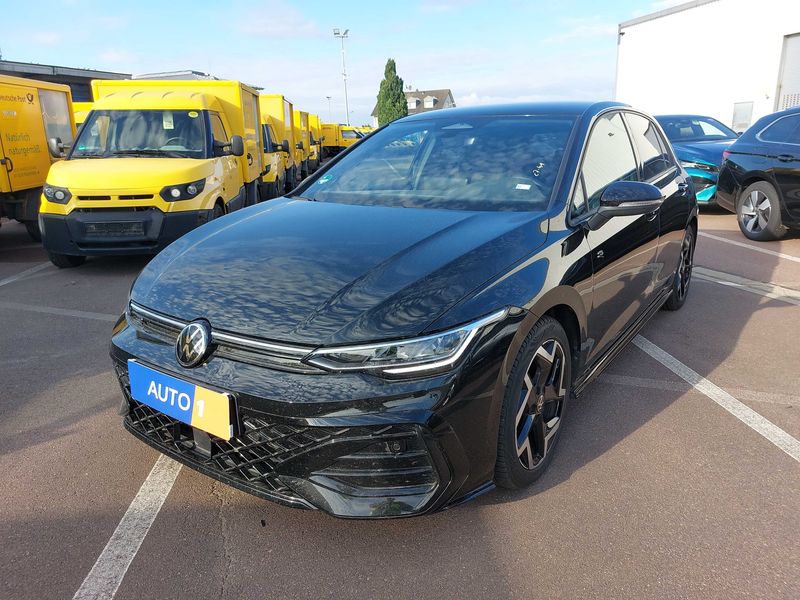 Volkswagen Golf VIII 1.5 TSI R-Line 2026m. Benzinas Mechaninė