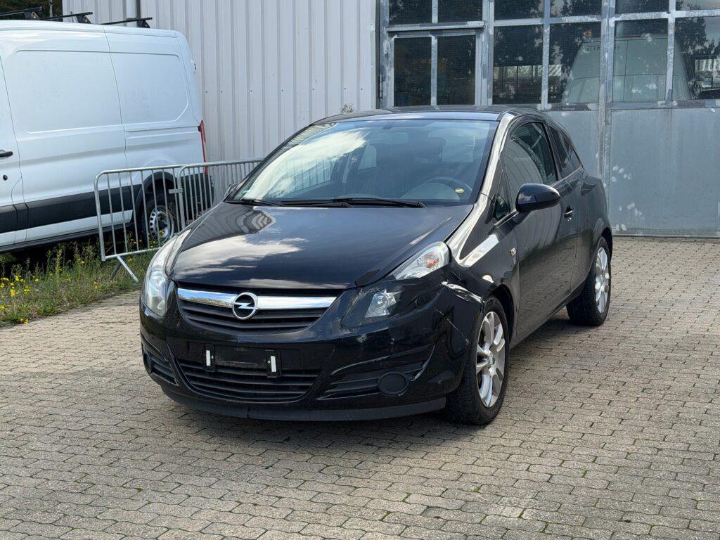 Opel Corsa 1.2 Edition "111 Jahre" 2010m. Benzinas Mechaninė