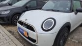 MINI Cooper C Favoured Trim 2025m. Benzinas Automatinė
