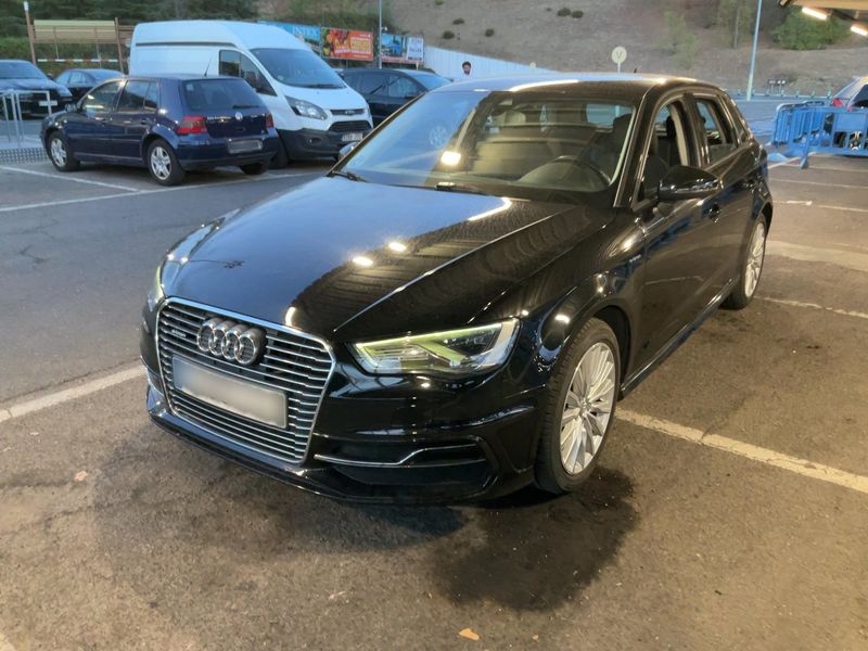 Audi A3 Sportback 1.4 TFSI e-tron Ambition 2015m. Benzinas/Elektra Automatinė