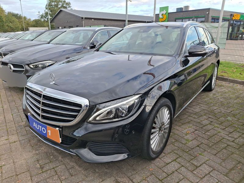 Mercedes-Benz C-Klasse C 200 CGI T Exclusive 2018m. Benzinas Automatinė