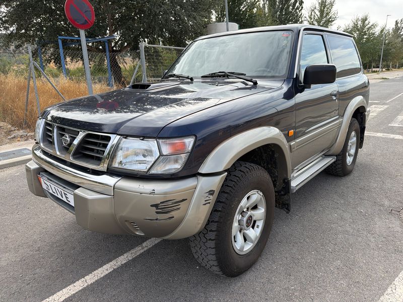 Nissan Patrol 3.0 Turbodiesel SE 2000m. Dyzelinas Mechaninė