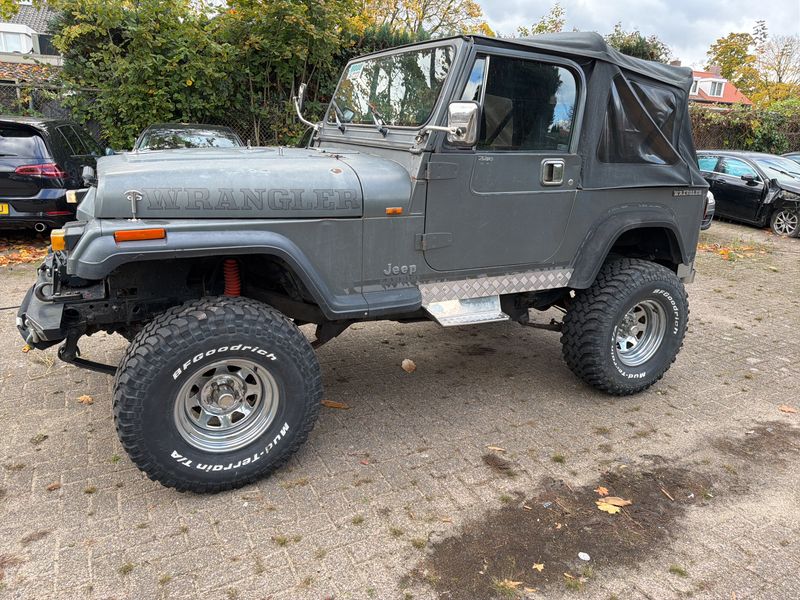 Jeep Wrangler 4.0 Hard Top 1991m. Benzinas Mechaninė