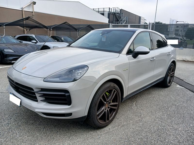 Porsche Cayenne E-Hybrid 2021m. Benzinas/Elektra Automatinė
