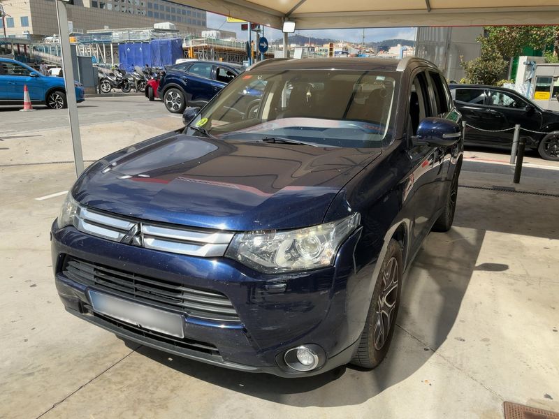 Mitsubishi Outlander 2.2 DI-D Intense ClearTec 2WD 2015m. Dyzelinas Mechaninė
