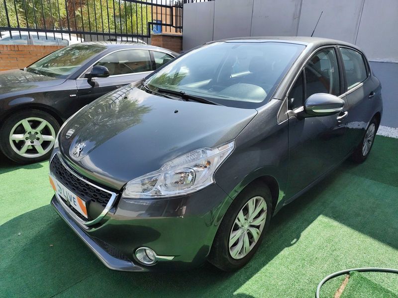 Peugeot 208 1.2 VTi Active 2012m. Benzinas Mechaninė